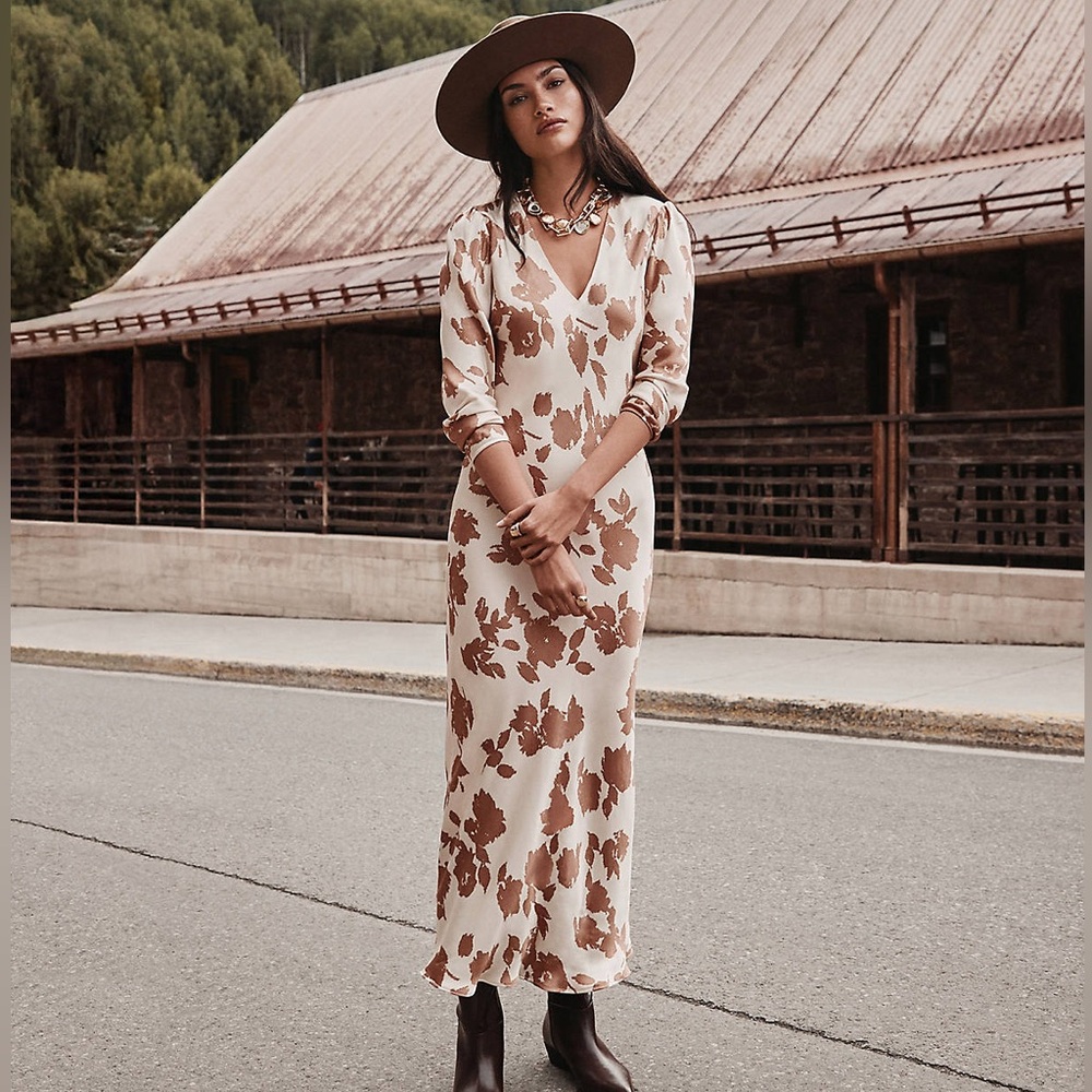 NWT LOFT Floral V-Neck Bias Maxi Dress in Size 14 - Picture 2 of 8